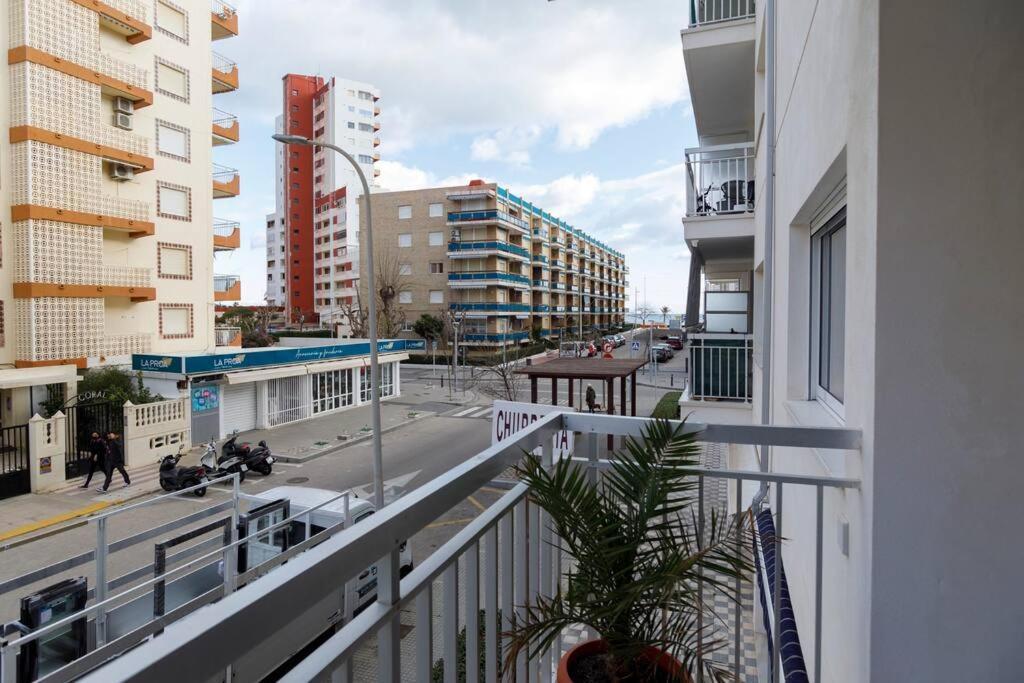 Cozy Apartment, Very Fresh At Playa De Gandia Exterior photo